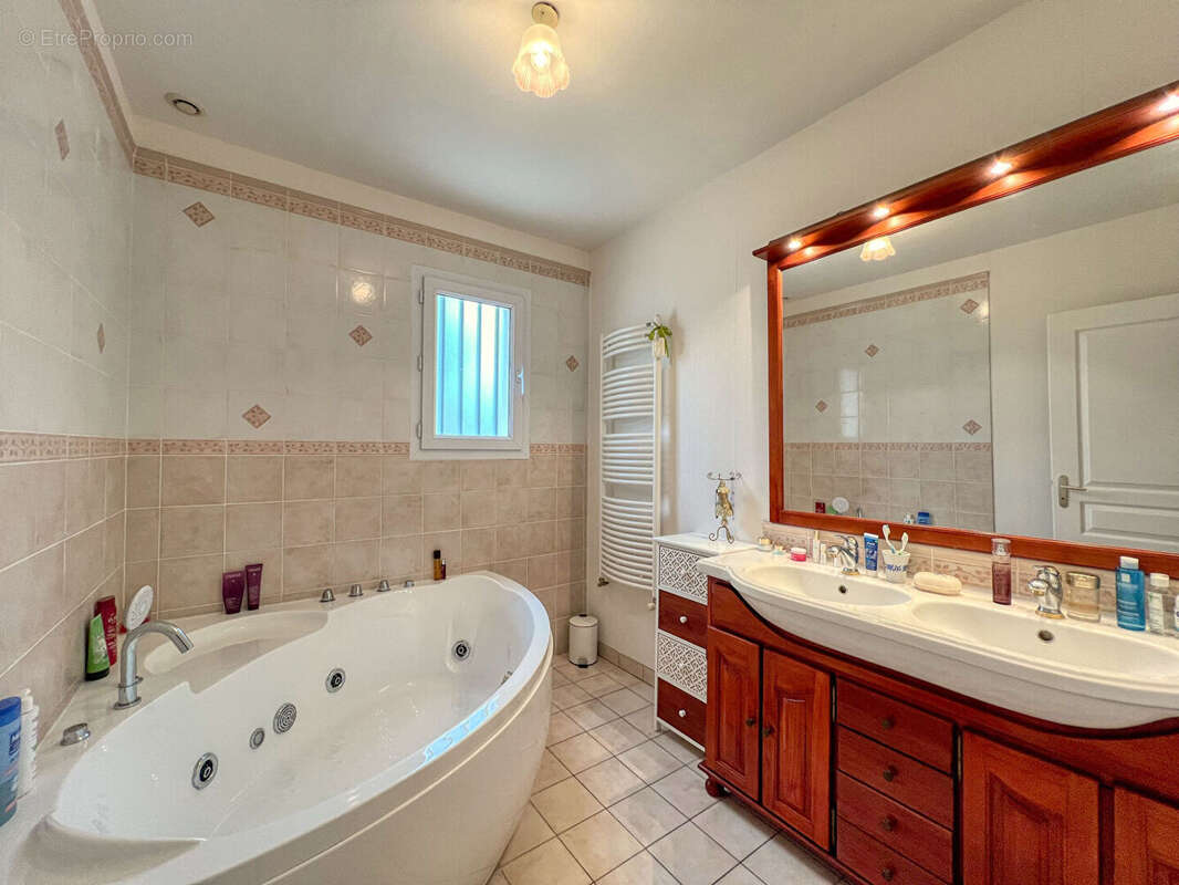 Maison 125 m² à Royan  - photo 13