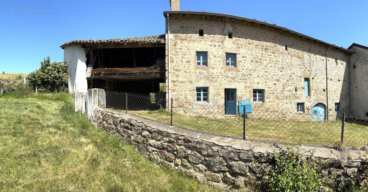Maison à SAINT-ANTHEME