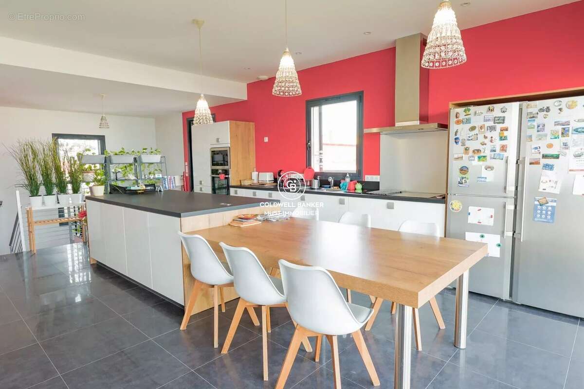 Maison à SAINT-CYPRIEN