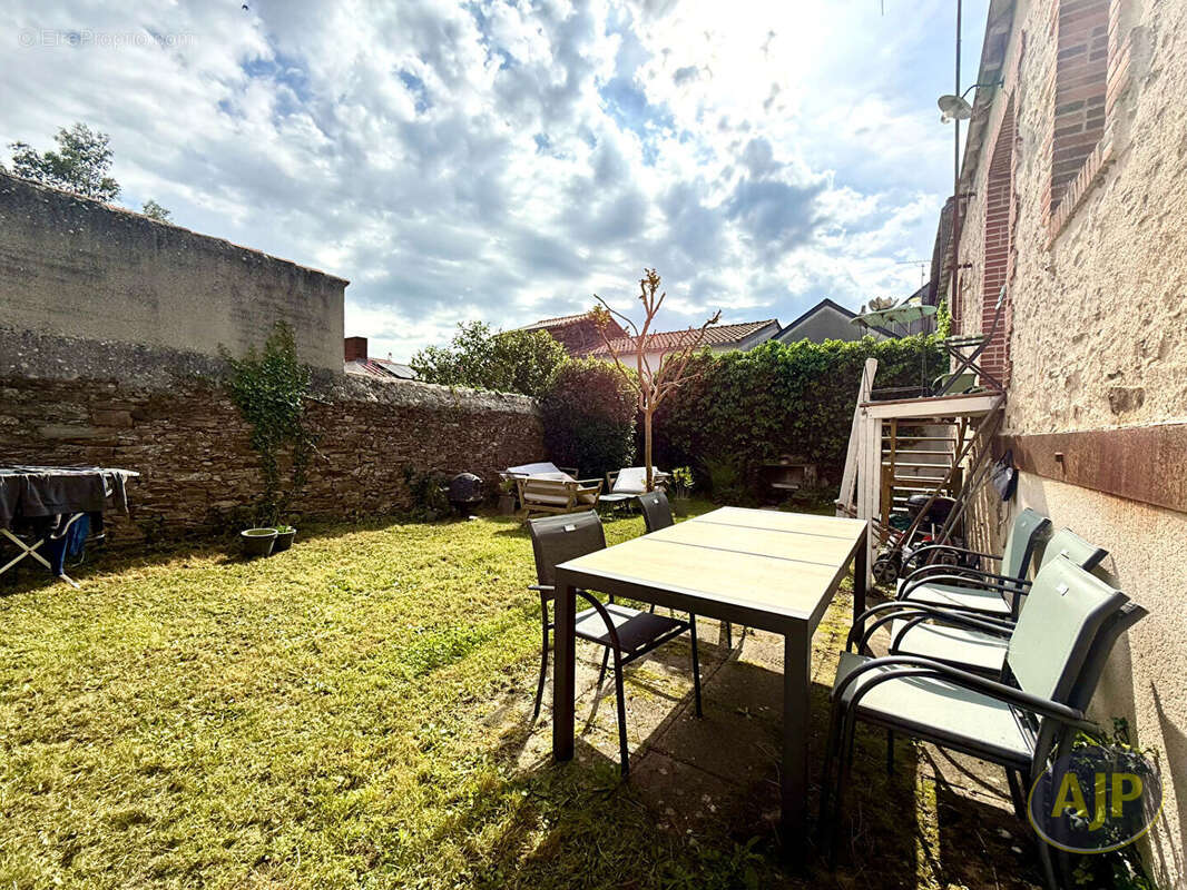 Maison à SAINTE-PAZANNE