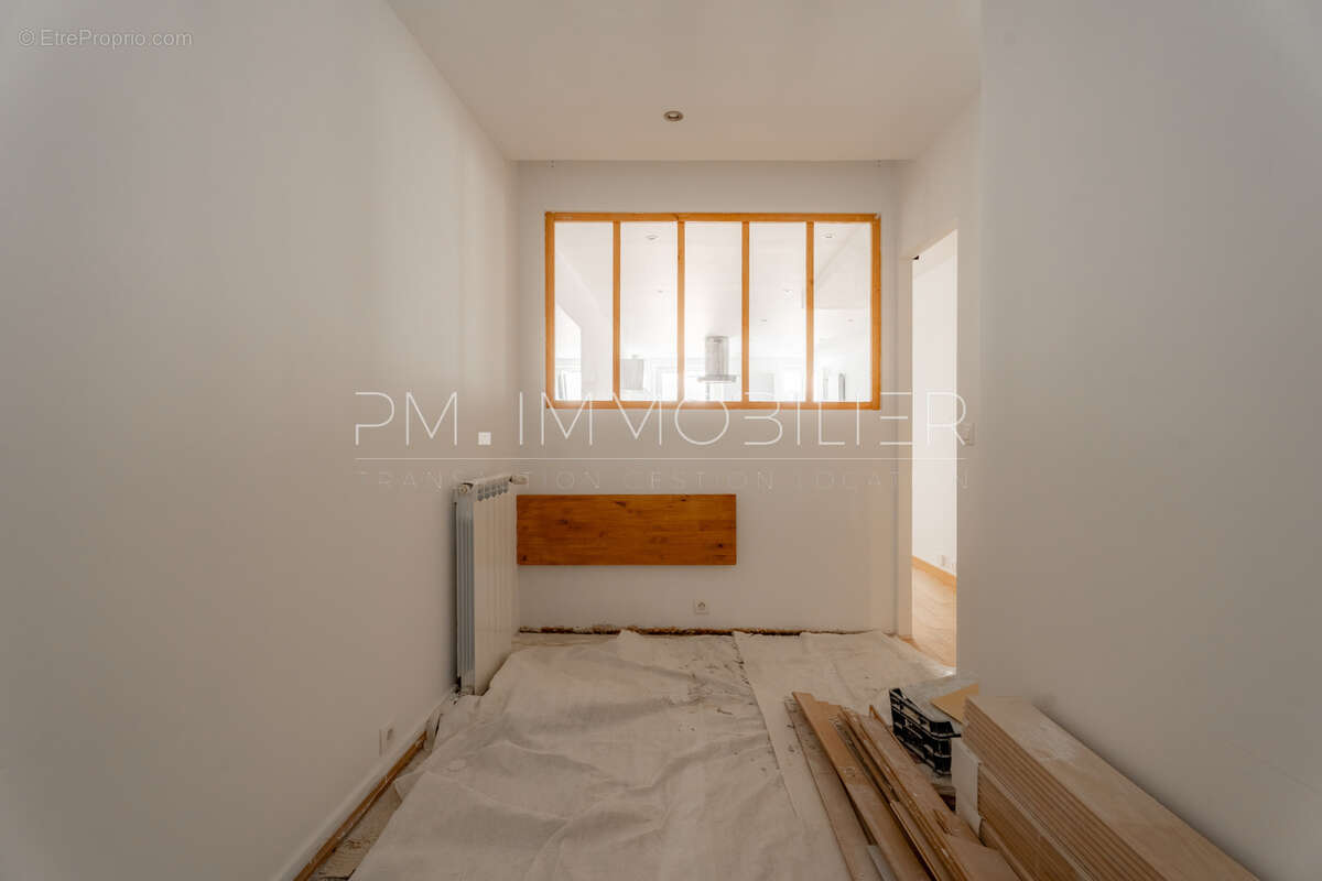 Appartement à MARSEILLE-1E
