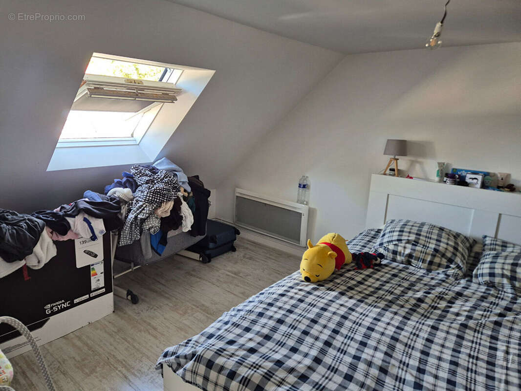 Appartement à MONTS