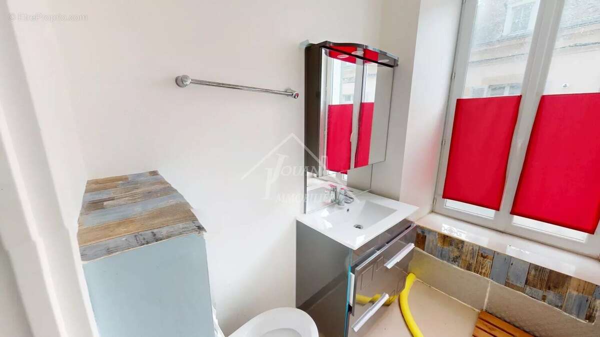 Appartement à BOURBON-L&#039;ARCHAMBAULT