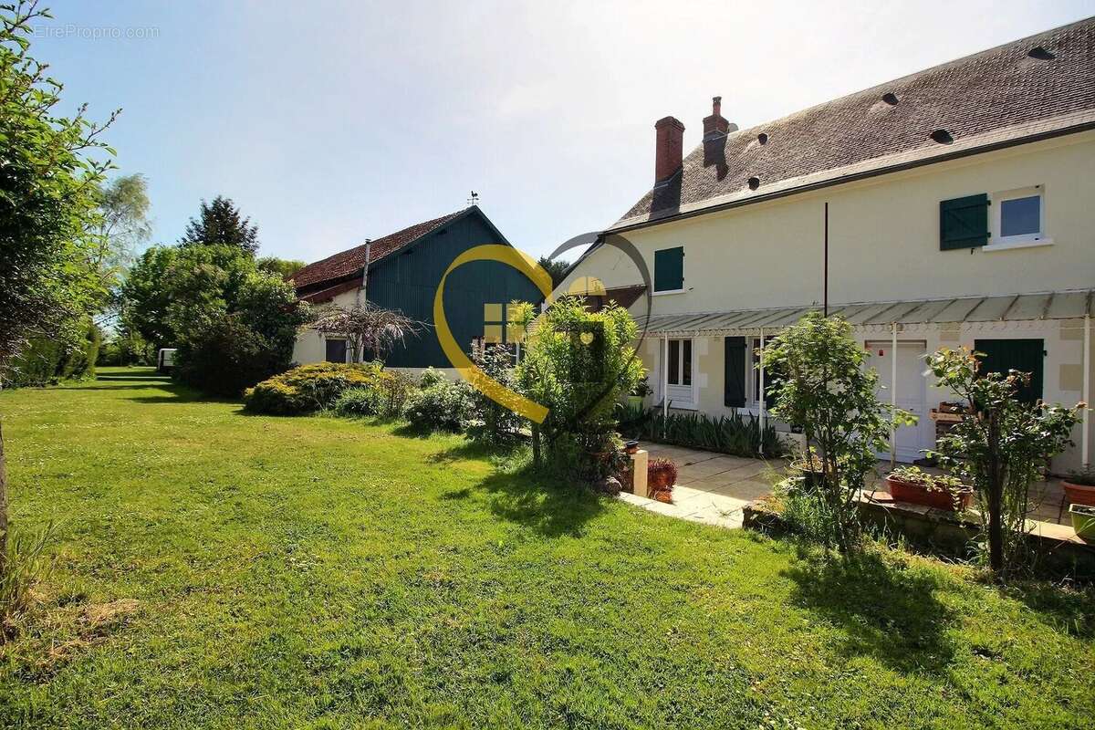 Maison à CREZANCY-EN-SANCERRE