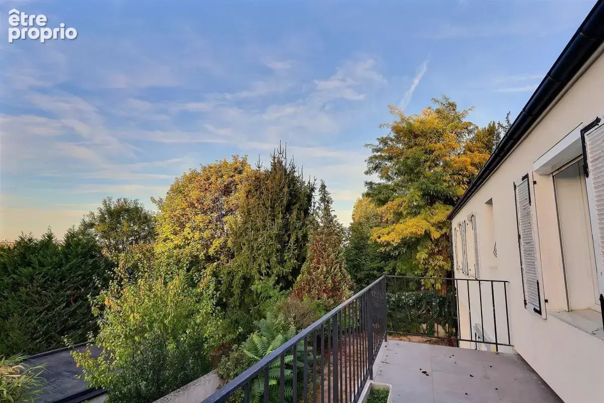 Maison 190 m2 avec un studio attenant sur un terrain de 617 m2- 940.000€ - photo 8