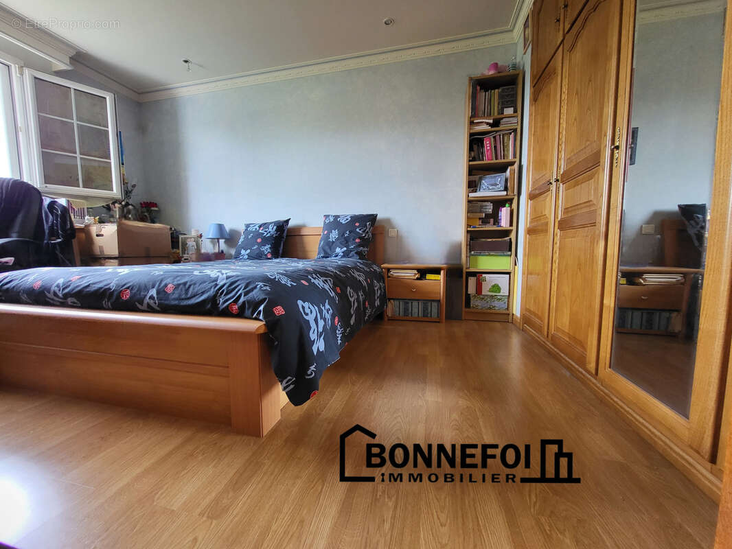 Maison à CHAMPIGNY-SUR-MARNE