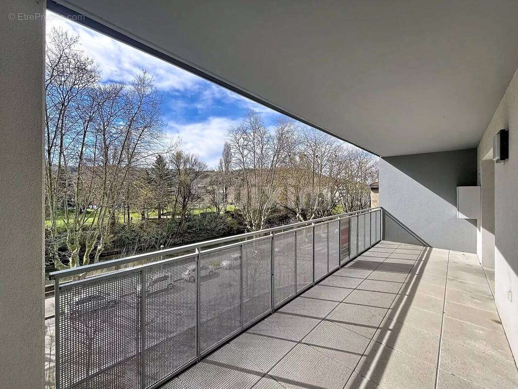 Appartement à CHASSE-SUR-RHONE