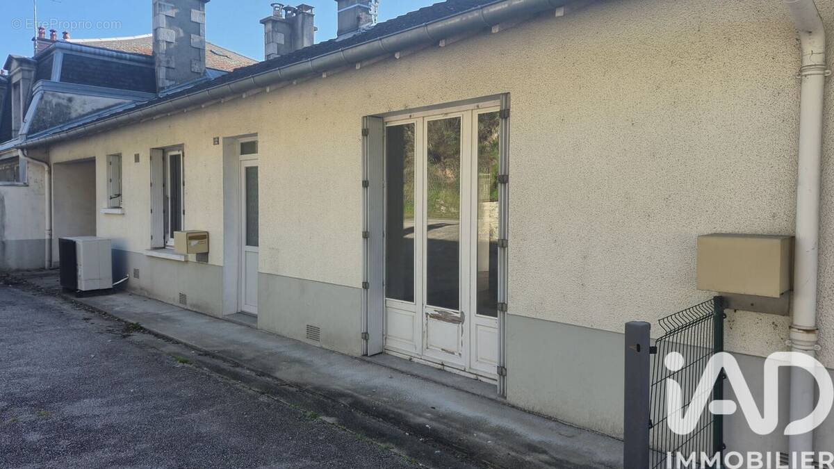 Photo 1 - Maison à SAINT-LEONARD-DE-NOBLAT