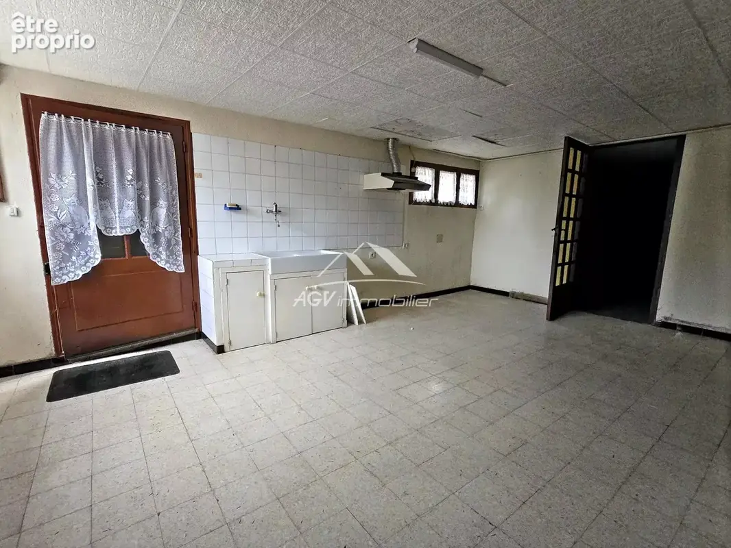 Maison avec deux logements et terrain constructible - photo 6