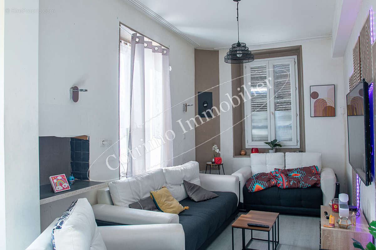 Appartement en Duplex 7 Pièces (5 Chambres) environ 129m² avec Jardin à Le Pont-de-Beauvoisin 38480 - photo 9