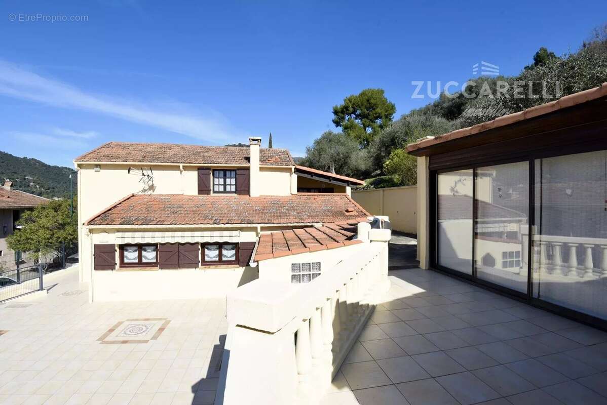 Maison à SAINT-MARTIN-DU-VAR