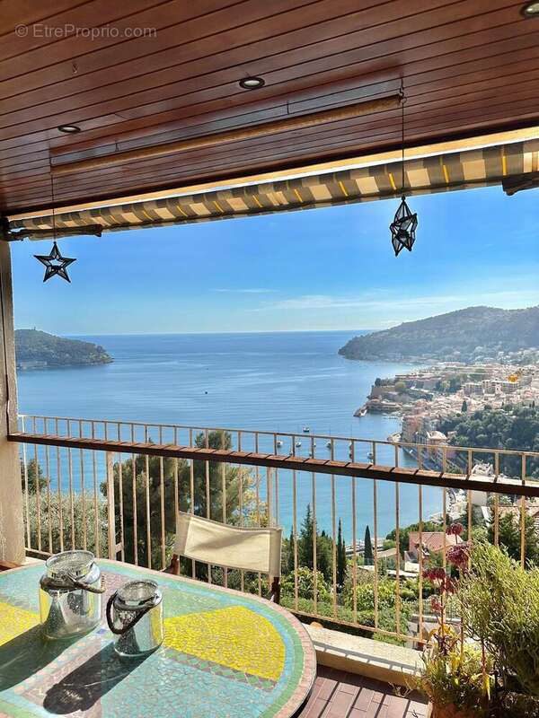 Balcon - Appartement à VILLEFRANCHE-SUR-MER