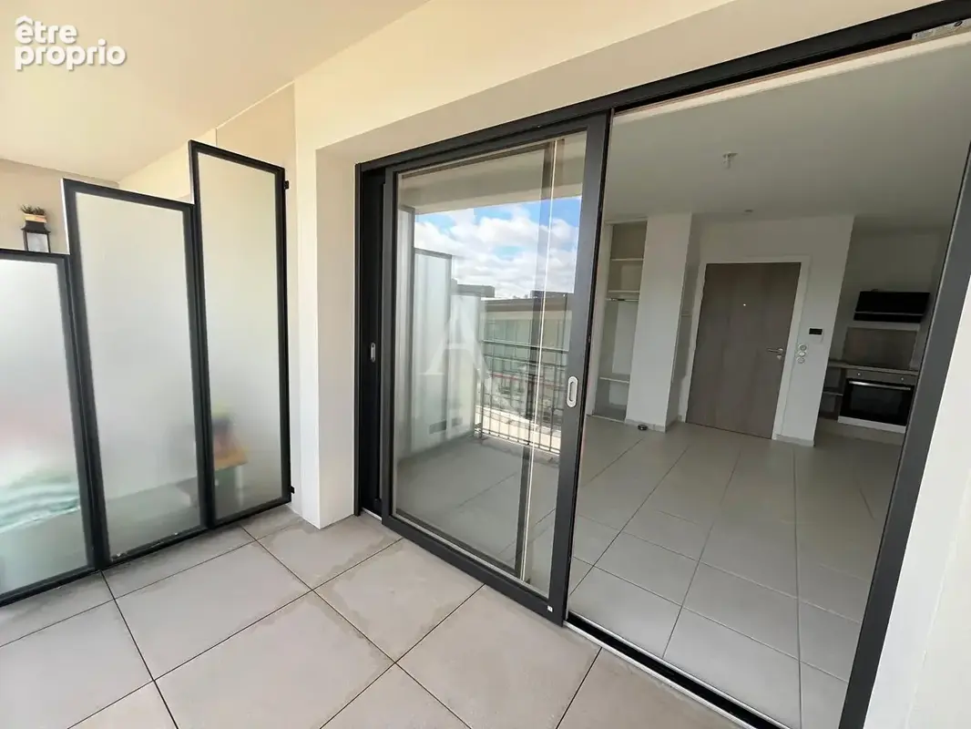 Apppartement t2 + parking couvert - residence de standing - photo 2