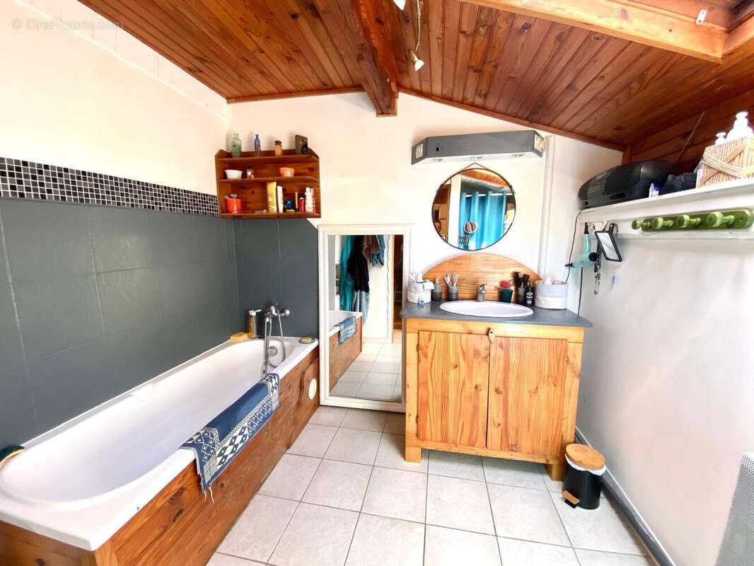 Maison à MONDONVILLE