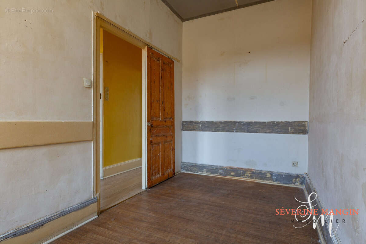 Maison à ROMANS-SUR-ISERE