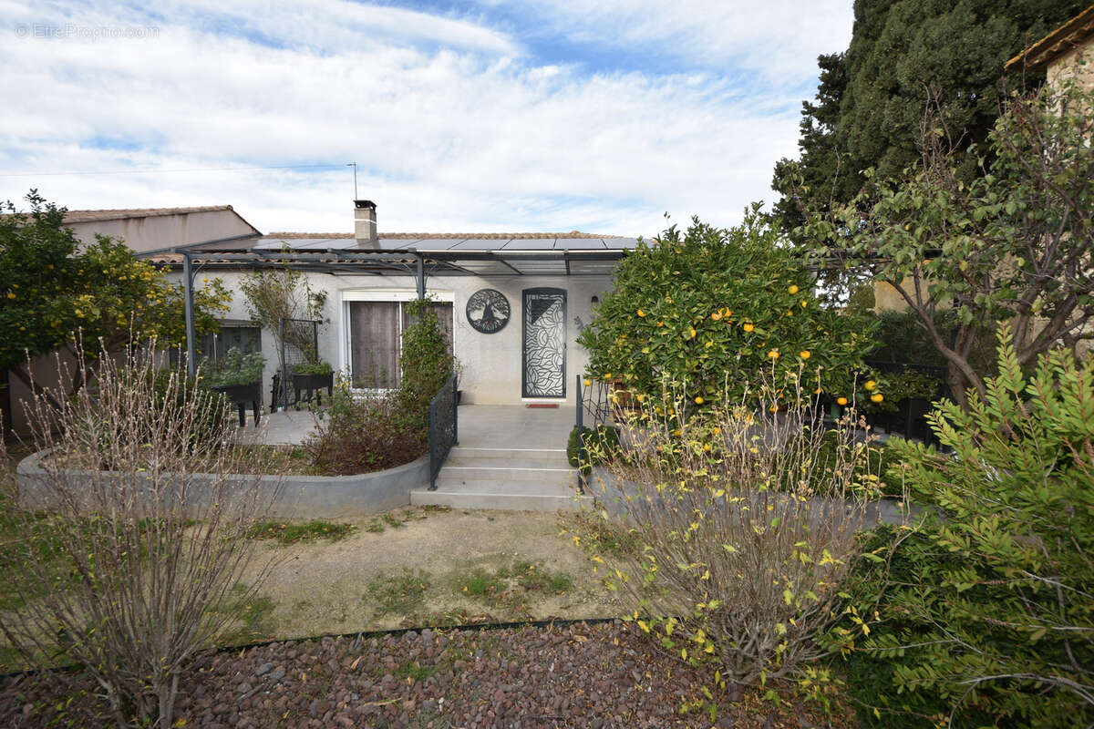 Maison à CUXAC-D&#039;AUDE