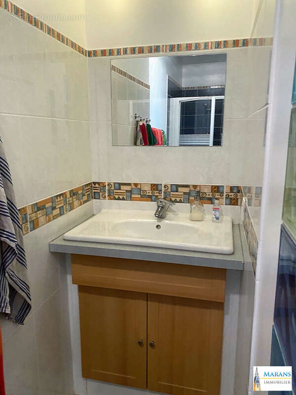 Maison 114 m² à Le Poire-Sur-Velluire  - photo 9