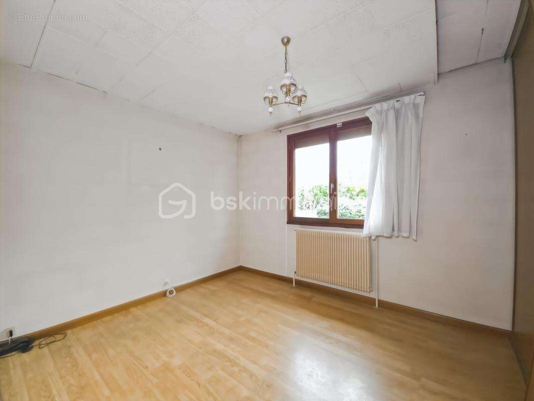 Maison à TREMBLAY-EN-FRANCE