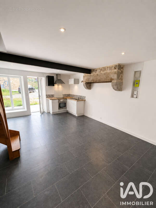 Maison 49 m² à Saint-Remy-Du-Plain  - photo 3