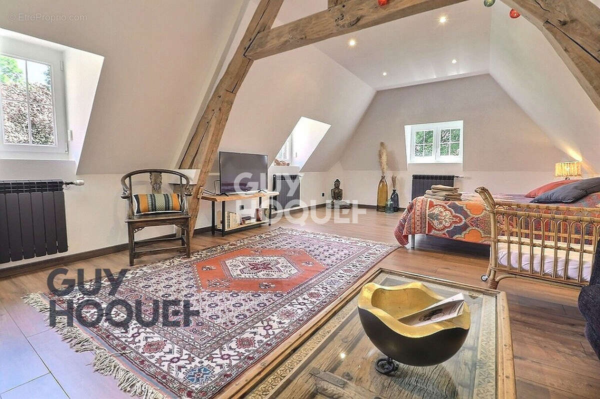 Maison à BOURGTHEROULDE-INFREVILLE