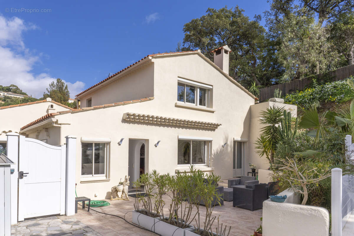 Maison à RAYOL-CANADEL-SUR-MER