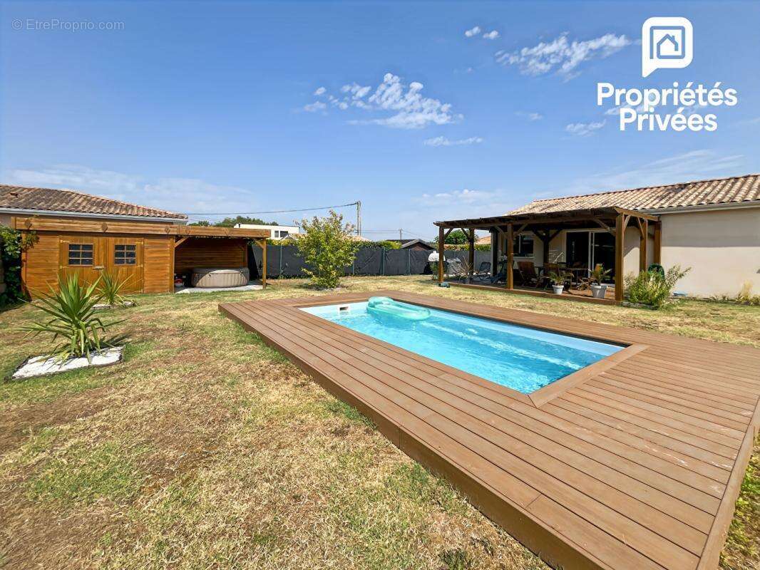 Maison récente de plain-pied avec piscine et garage à Val de Virvée - 305 000 - photo 4