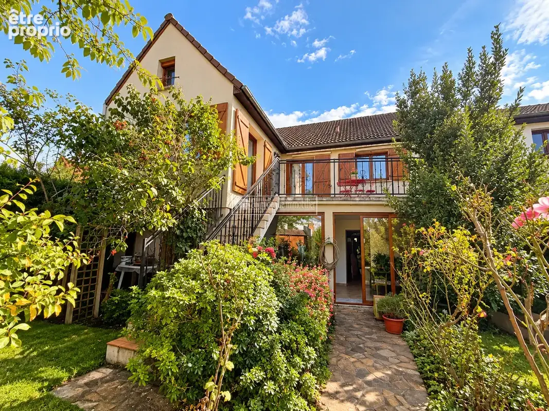 Photo Maison à Savigny-Sur-Orge au prix de 499 000€