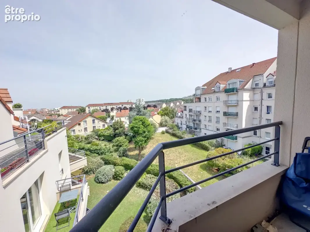 Appartement 39 m² à Poissy  - photo 2