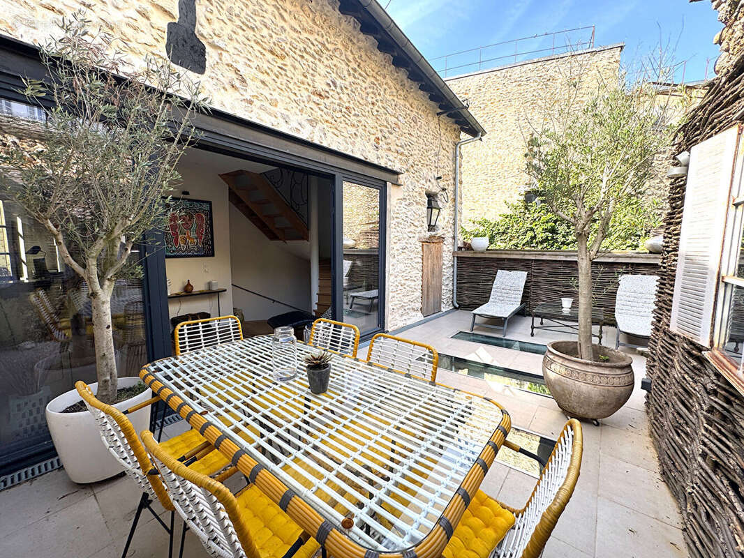 Maison à MONTFORT-L'AMAURY
