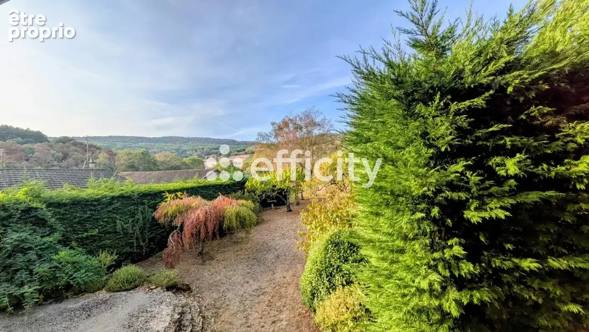 Maison 5 pièces 156 m² à vendre à Cluny (71250) - photo 3