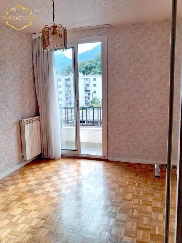 Appartement 63 m² à Saint-Egreve  - photo 7