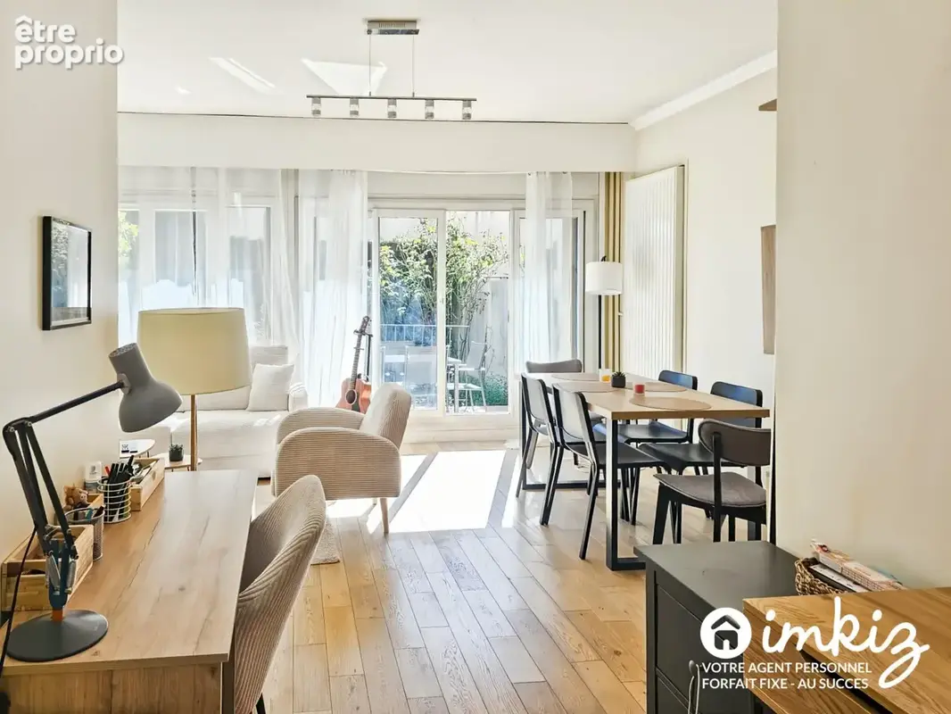 Photo Appartement à Fontenay-Sous-Bois au prix de 275 000€