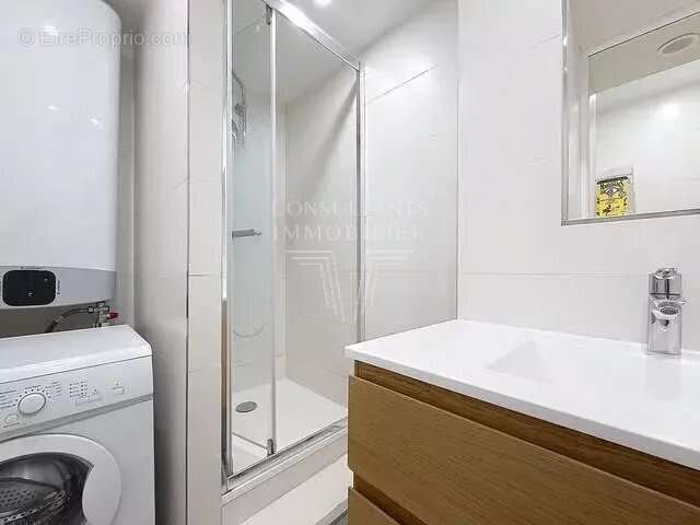 Appartement à PARIS-9E