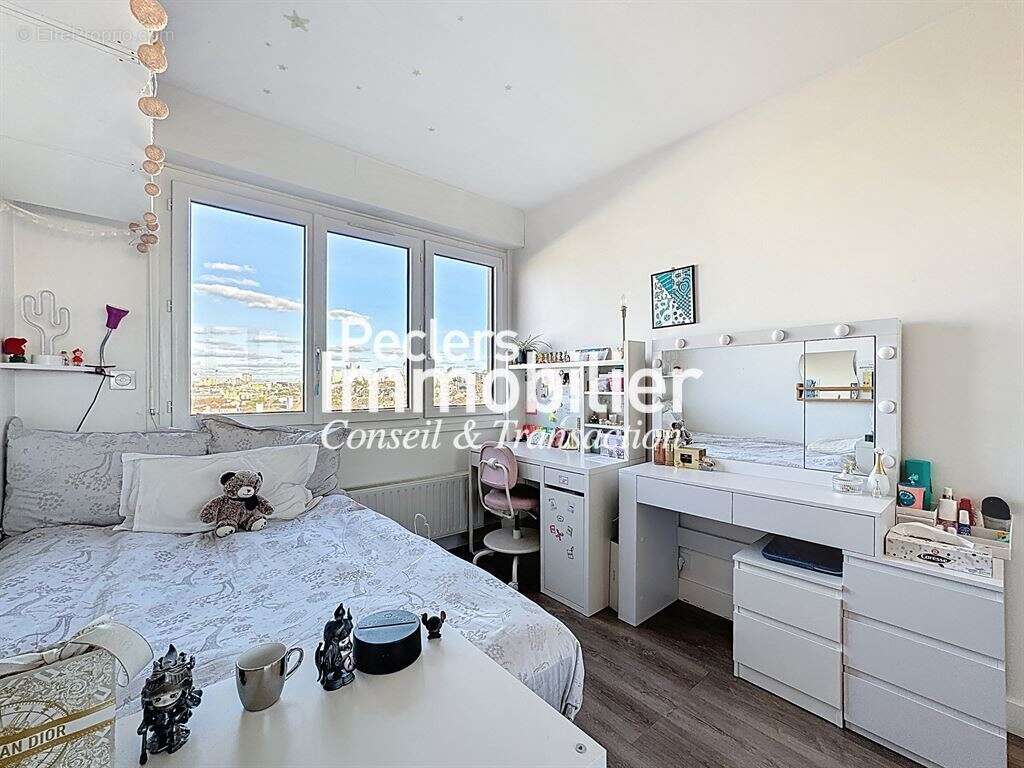 Appartement à RUEIL-MALMAISON