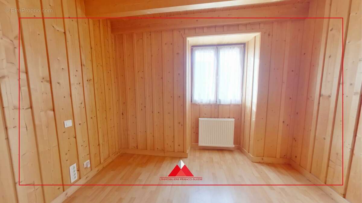 Maison mitoyenne avec terrain et garage - photo 5