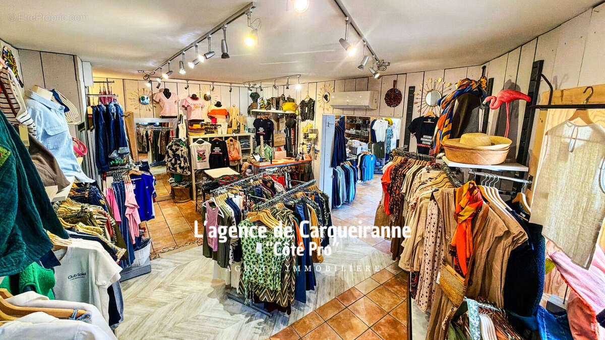 Commerce à CARQUEIRANNE