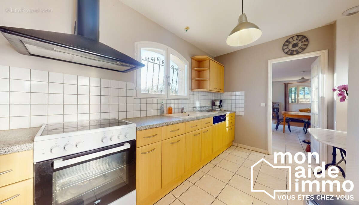 Maison 85 m² à Camarsac  - photo 6