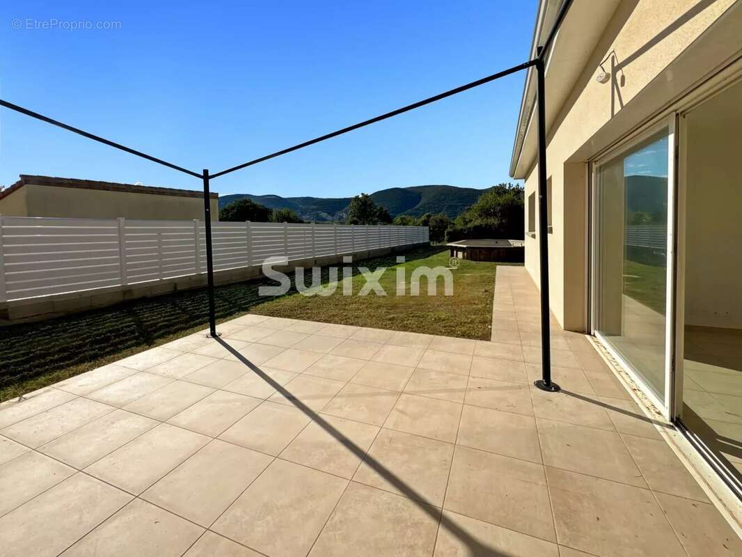 Maison à LA COUCOURDE