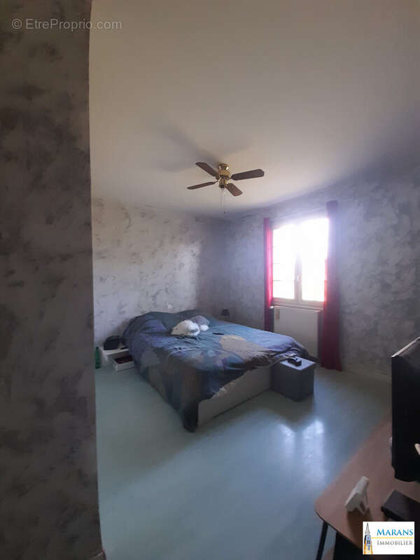 Chambre - Maison à L'ILE-D'ELLE
