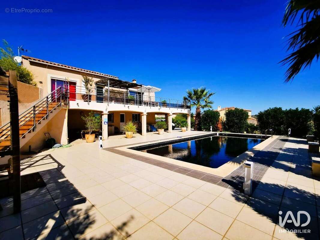 Maison 235 m² à Adissan  - photo 2