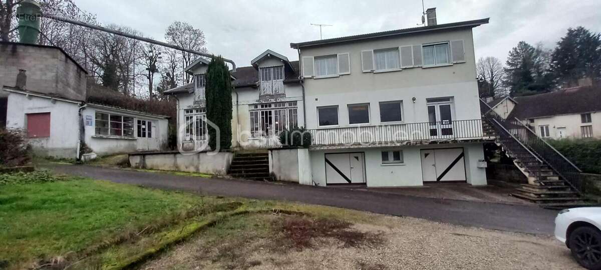 Maison à FAYL-BILLOT