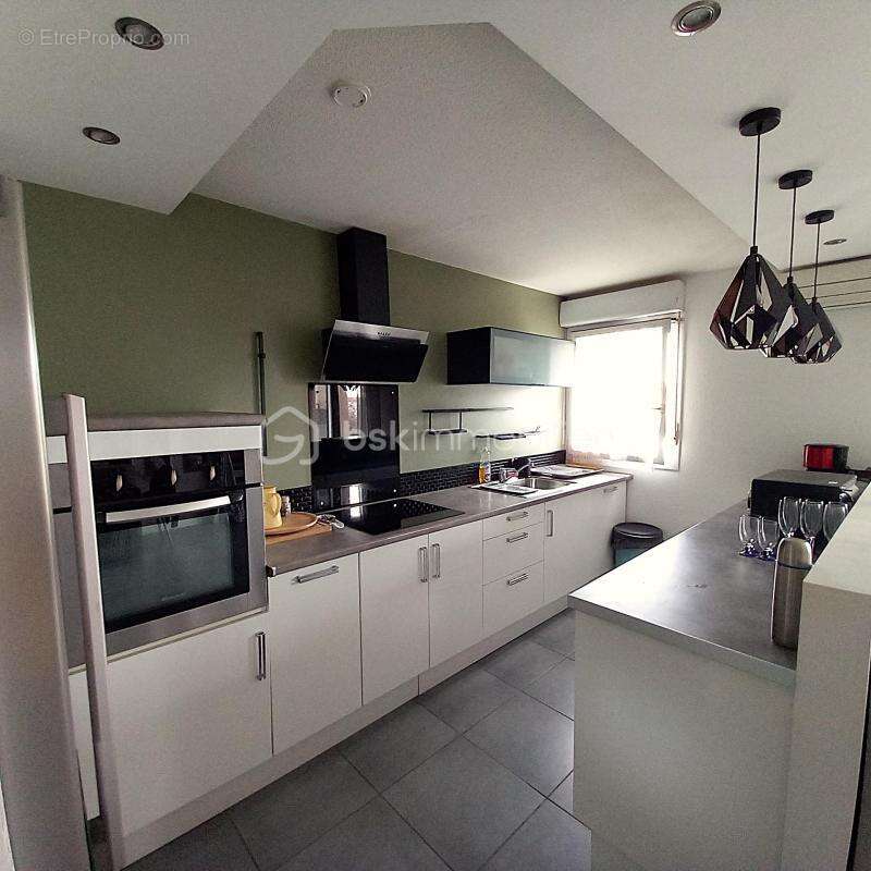 Appartement à LATTES