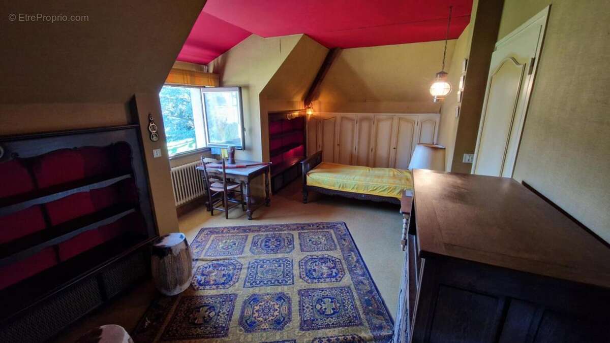Maison à LA CHATRE