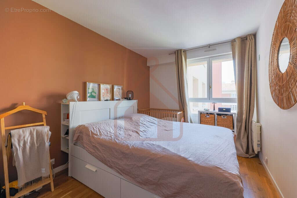Appartement 66 m² à Le Kremlin-Bicetre  - photo 8