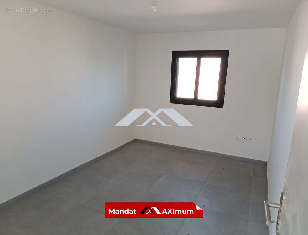 Maison 55 m² à Saint-Louis  - photo 6