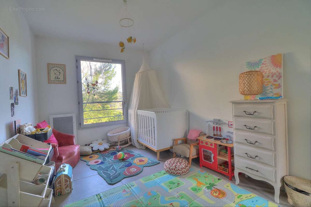 Appartement à MOUGINS