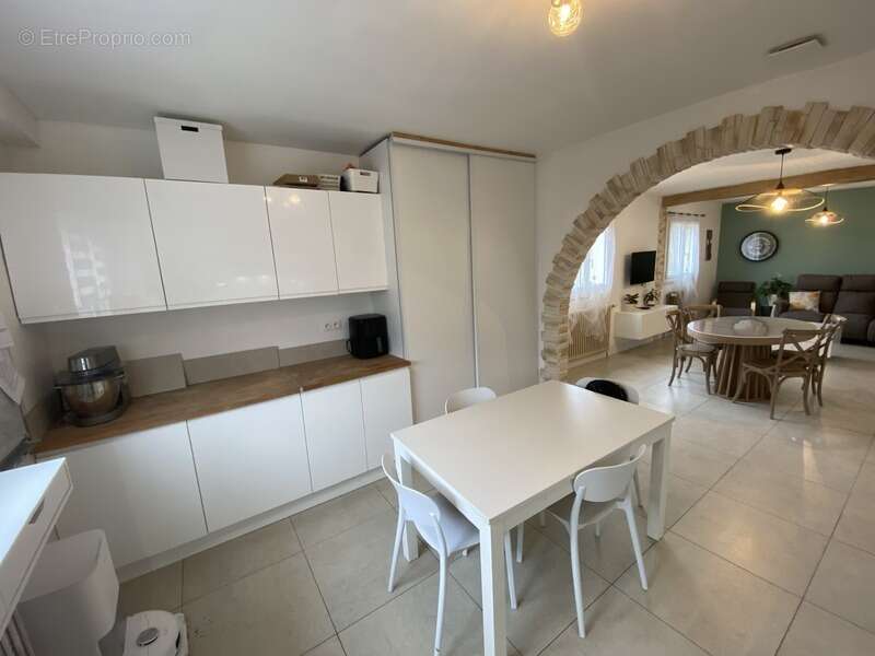 Maison à SAULON-LA-RUE