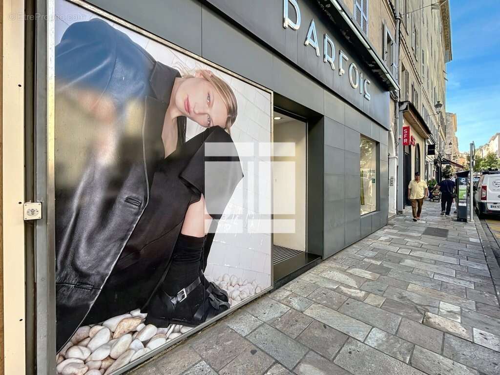 À vendre – droit au bail local commercial – bastia centre (bd paoli) - photo 8