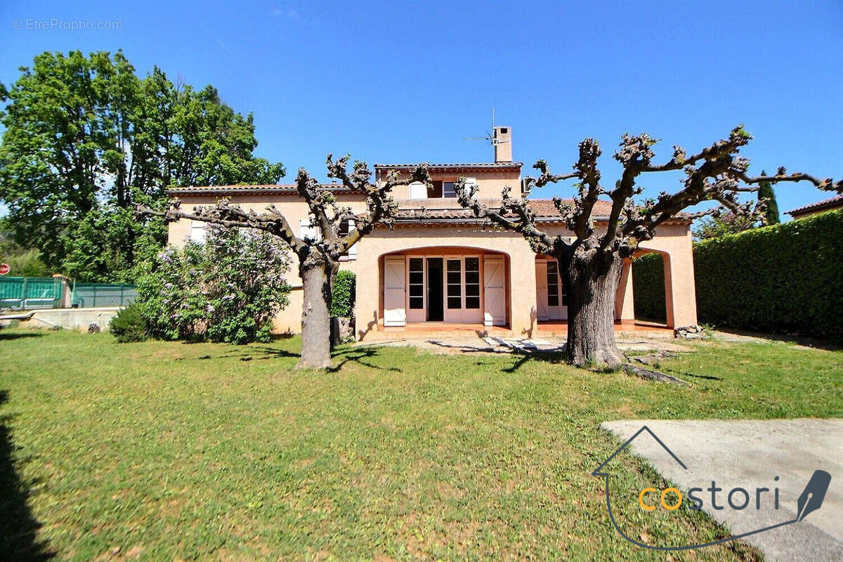 Maison à DRAGUIGNAN