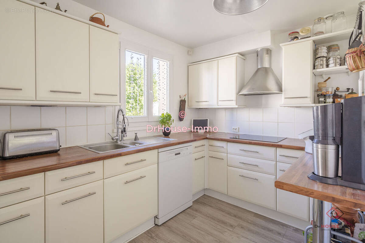 Maison à BRY-SUR-MARNE